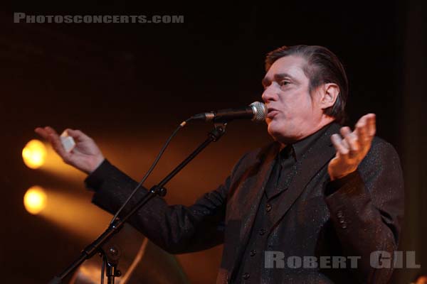 EINSTURZENDE NEUBAUTEN - 2014-11-17 - PARIS - Le Trianon - Christian Emmerich [Blixa Bargeld]